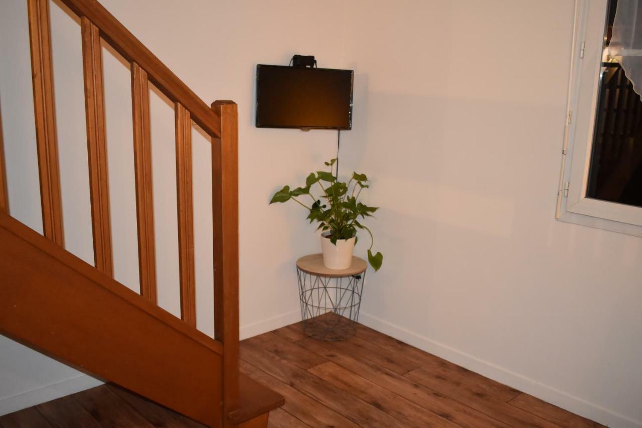 Duplex A 1 Kilometre De Disneyland Paris Монтеврен Екстериор снимка